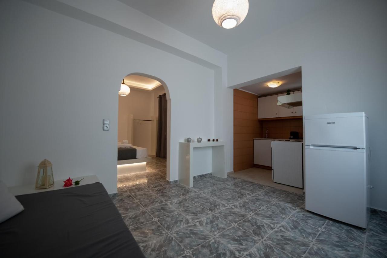 The F Suites Karterádos Eksteriør bilde