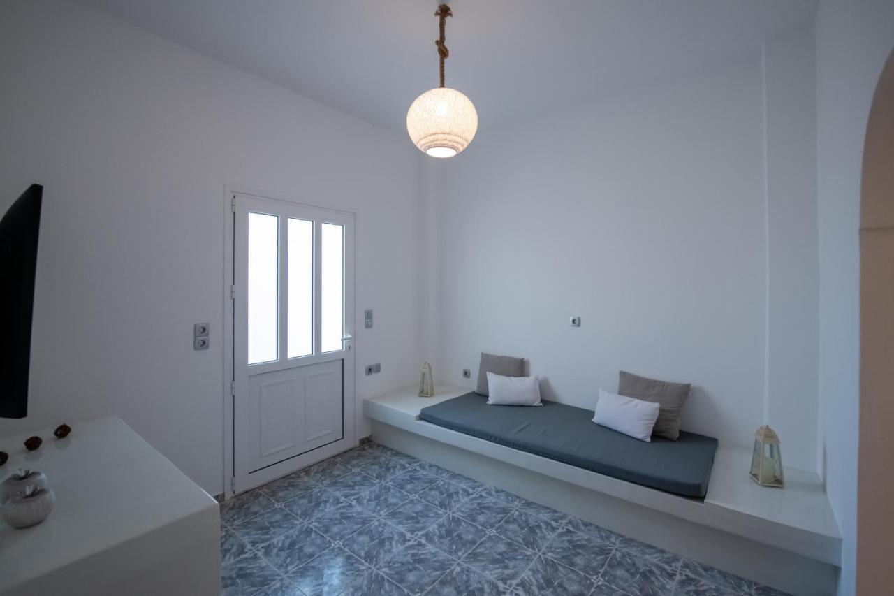 The F Suites Karterádos Eksteriør bilde